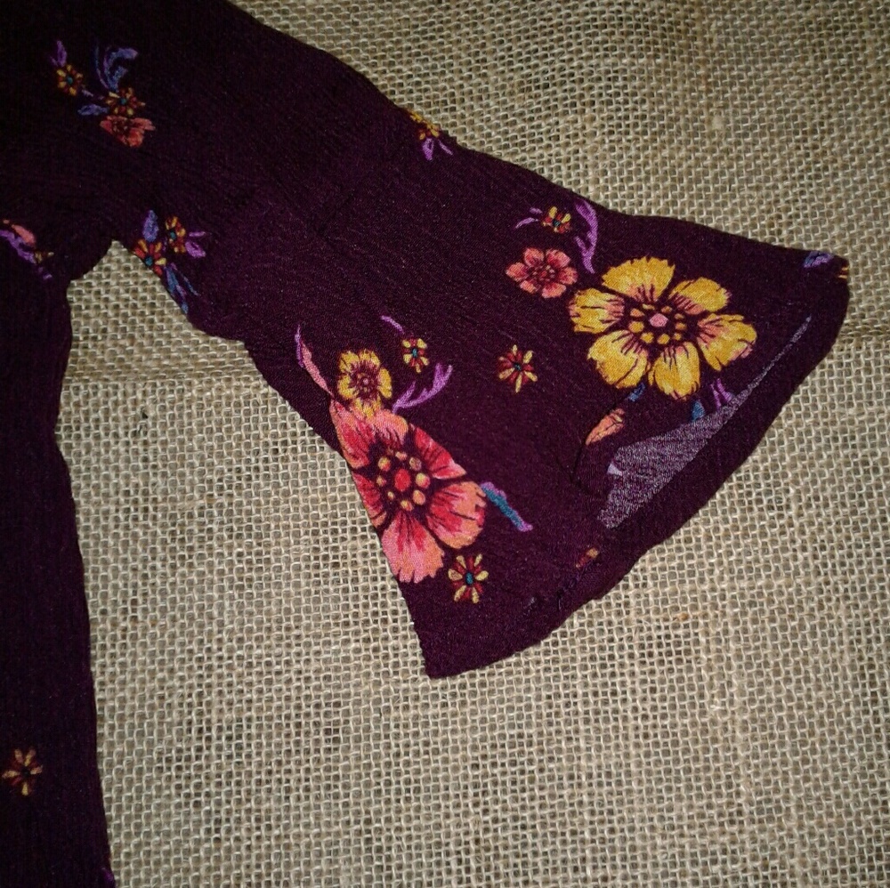 *SOLD* Fall Boho Top - Picture 3 of 3